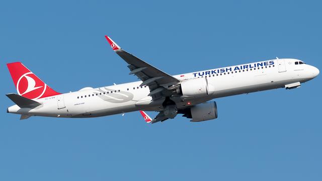 TC-LSV:Airbus A321:Turkish Airlines